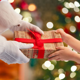 15 sinnvolle Geschenkideen für Kinder zwischen 1 und 2 Jahren